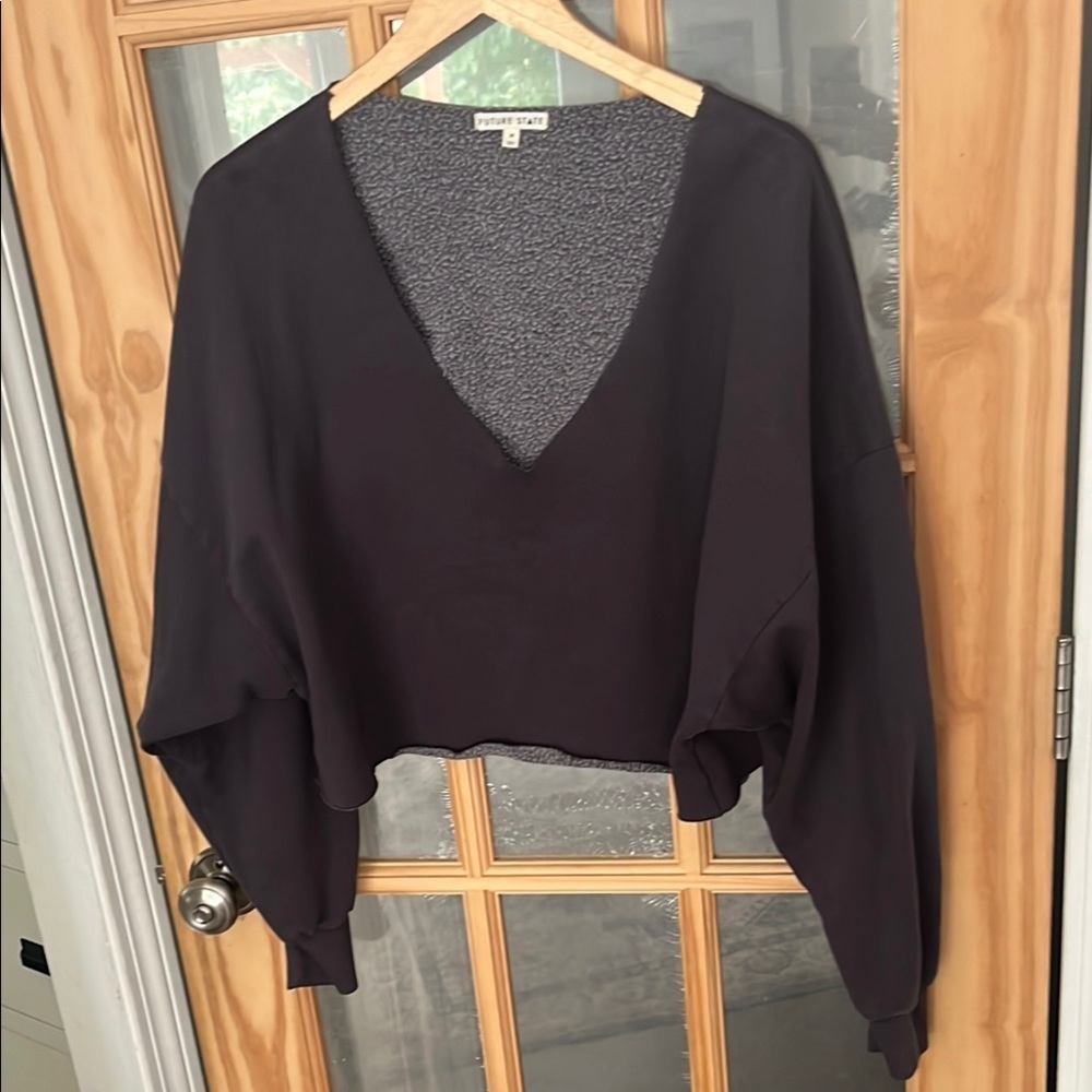 Future State Charcoal Gray V-Neck oversized  cropped Sweatshirt Sz small